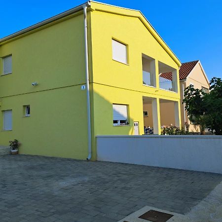 Apartmán Mala Smokva Vir Exteriér fotografie