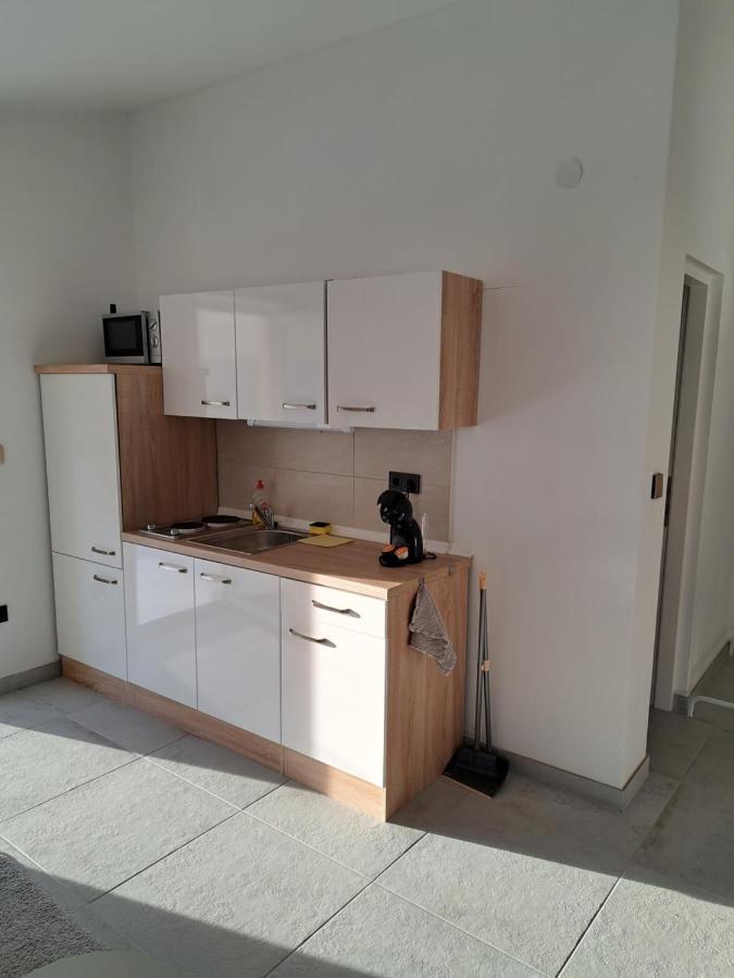 Apartmán Mala Smokva Vir Exteriér fotografie