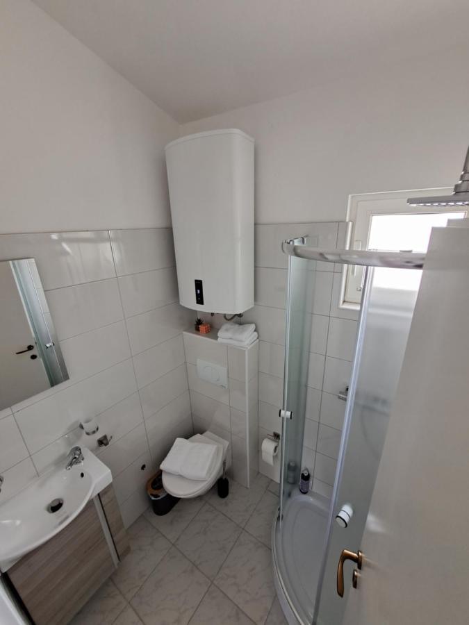 Apartmán Mala Smokva Vir Exteriér fotografie