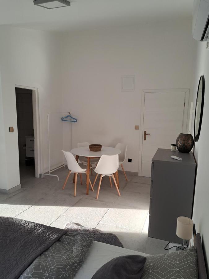 Apartmán Mala Smokva Vir Exteriér fotografie