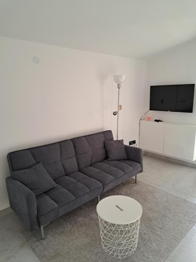 Apartmán Mala Smokva Vir Exteriér fotografie