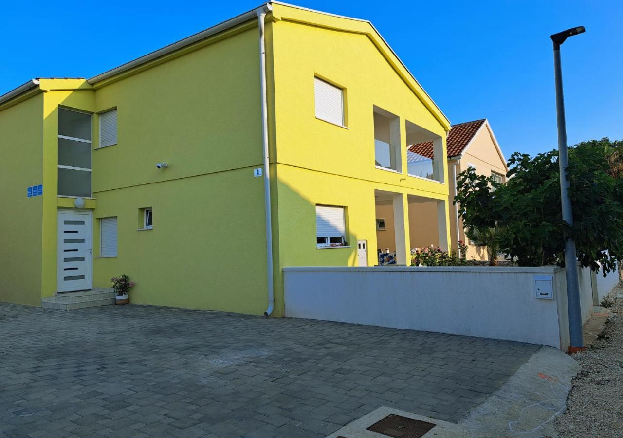 Apartmán Mala Smokva Vir Exteriér fotografie